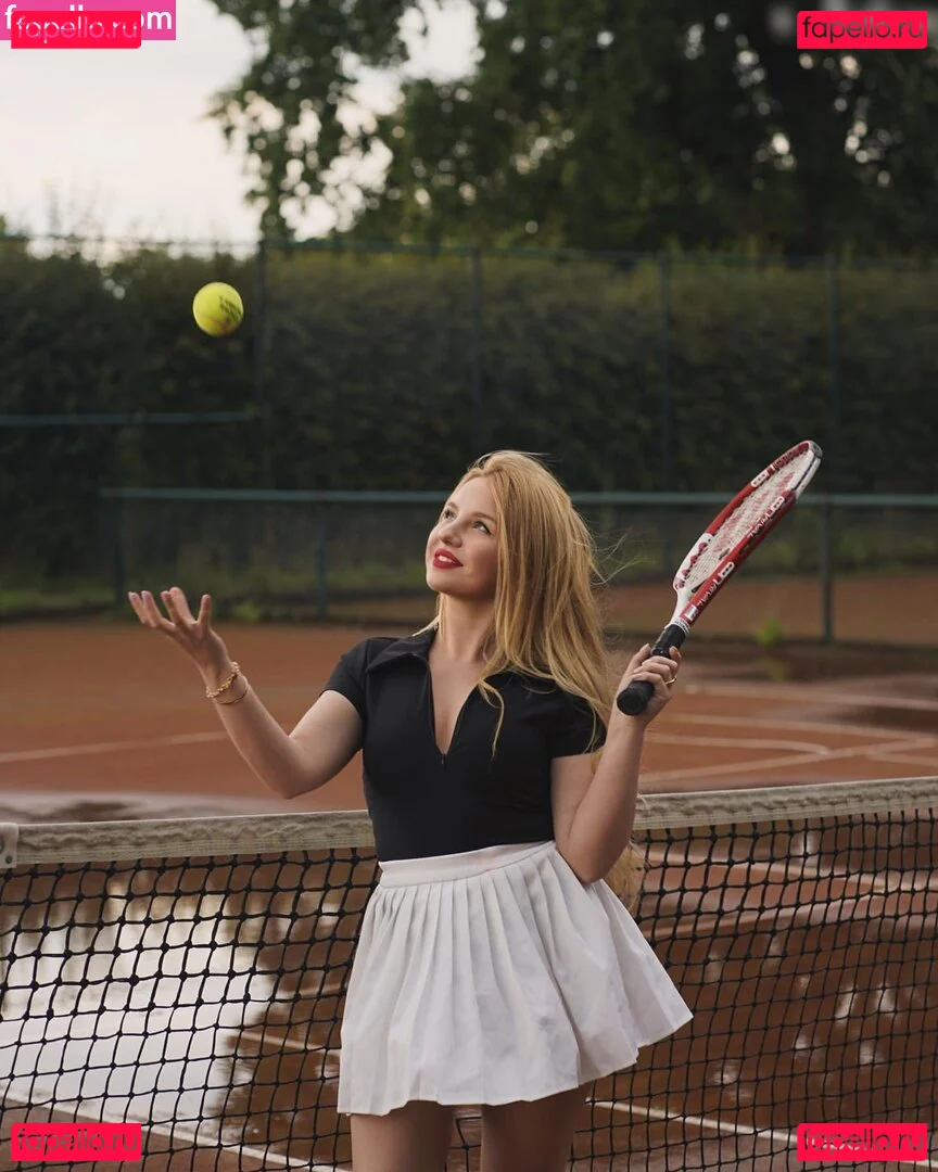 Miss Cherry Onlyfans Photo Gallery 