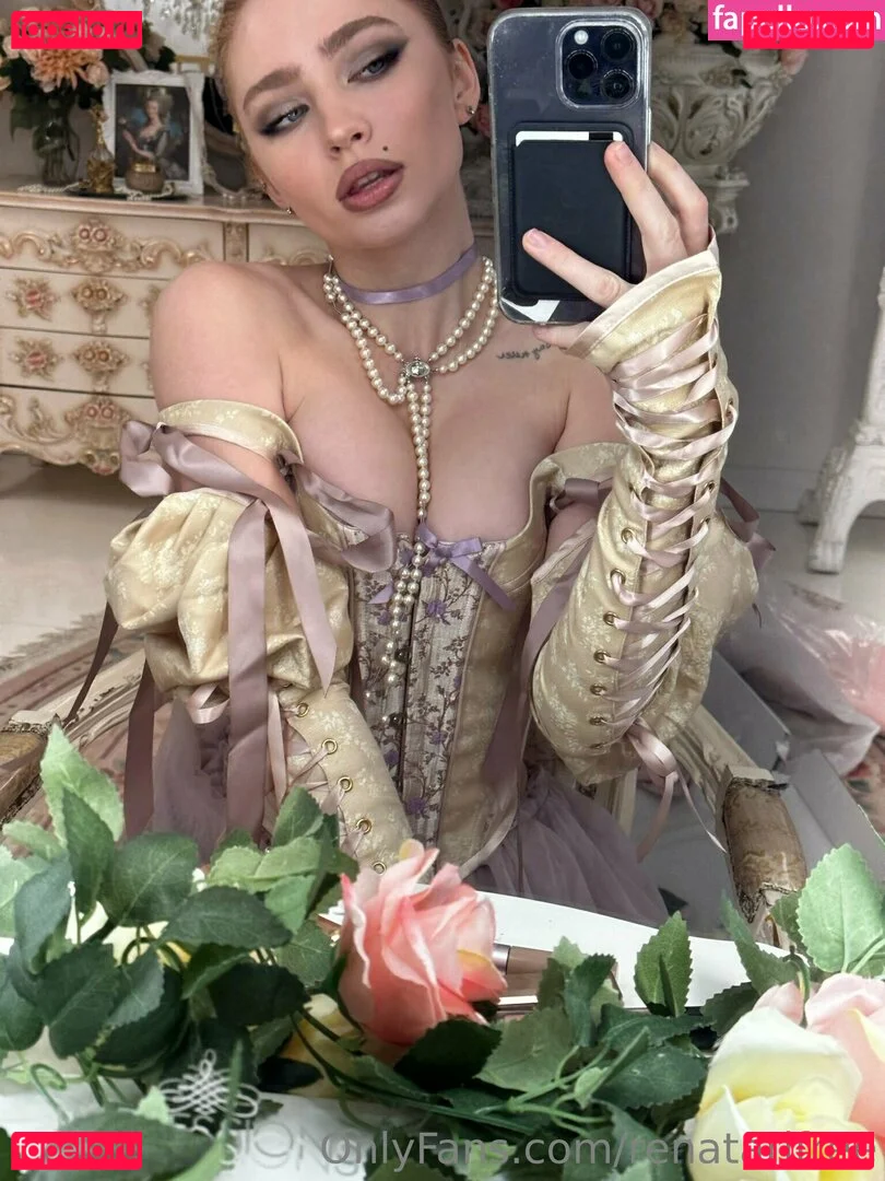 renatarifree Onlyfans Photo Gallery 