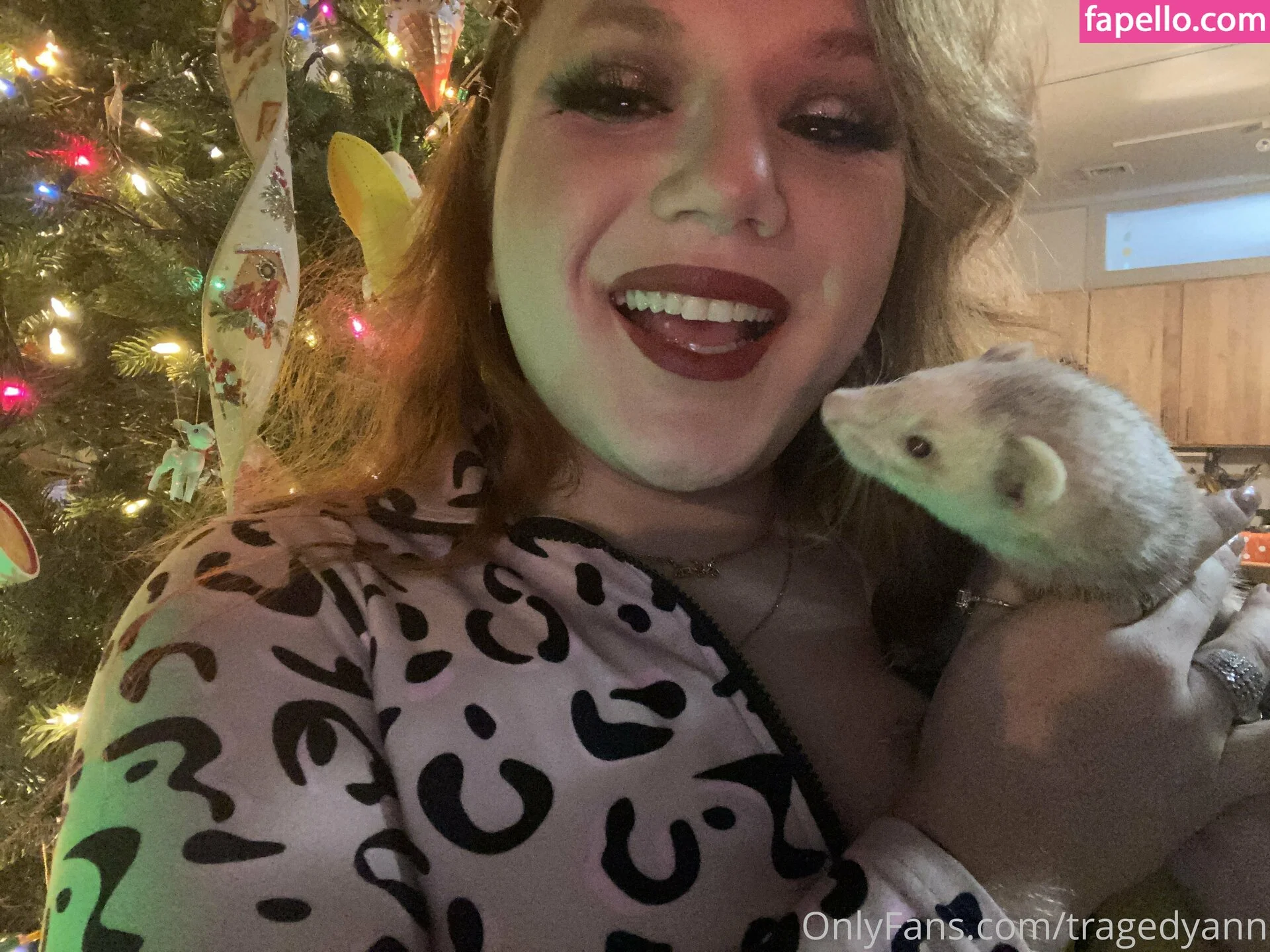 tragedyann Onlyfans Photo Gallery 