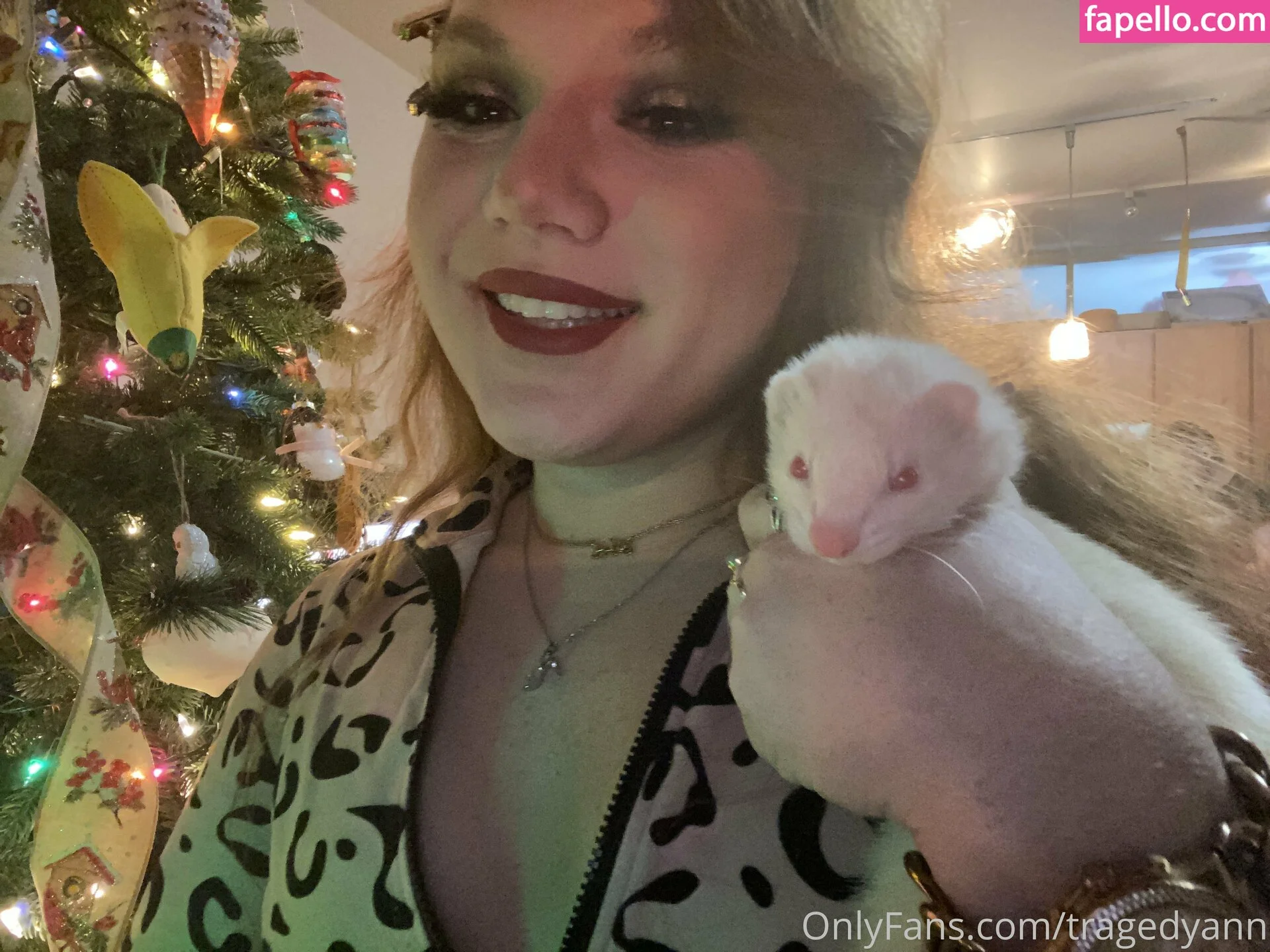 tragedyann Onlyfans Photo Gallery 