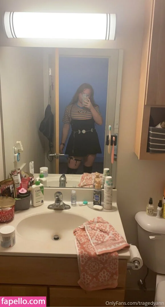 tragedyann Onlyfans Photo Gallery 