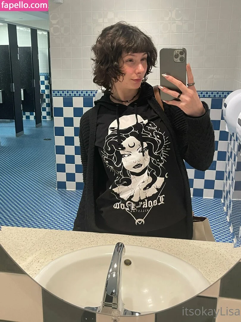 lisasayshello Onlyfans Photo Gallery 