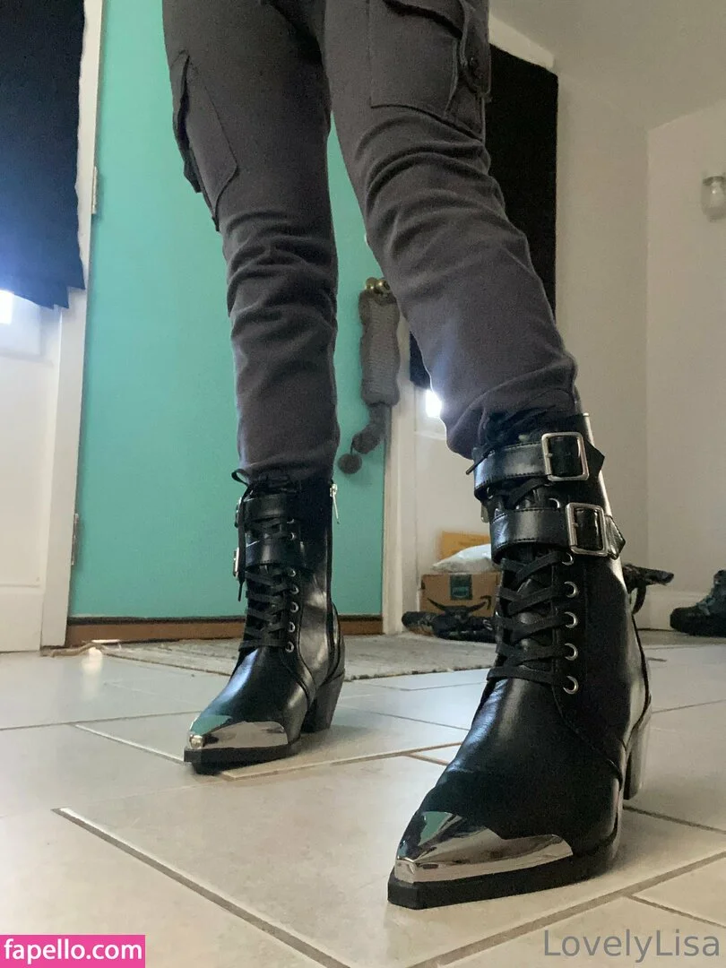 lisasayshello Onlyfans Photo Gallery 