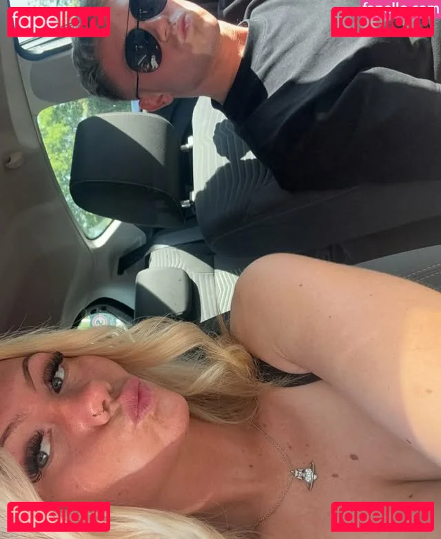 Abi Greasley Onlyfans Photo Gallery 