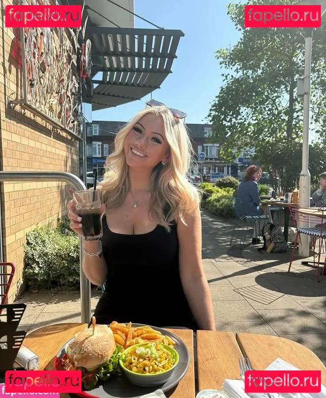 Abi Greasley Onlyfans Photo Gallery 