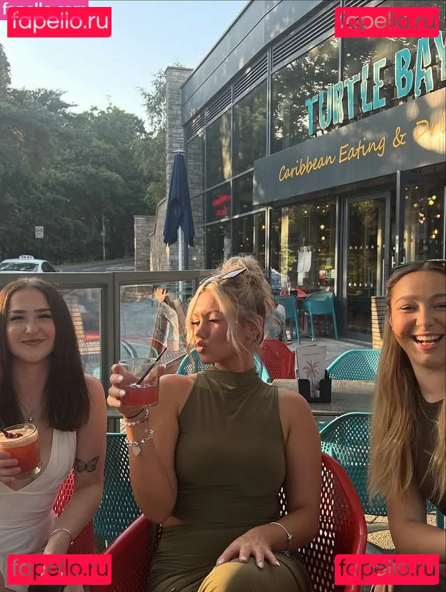 Abi Greasley Onlyfans Photo Gallery 