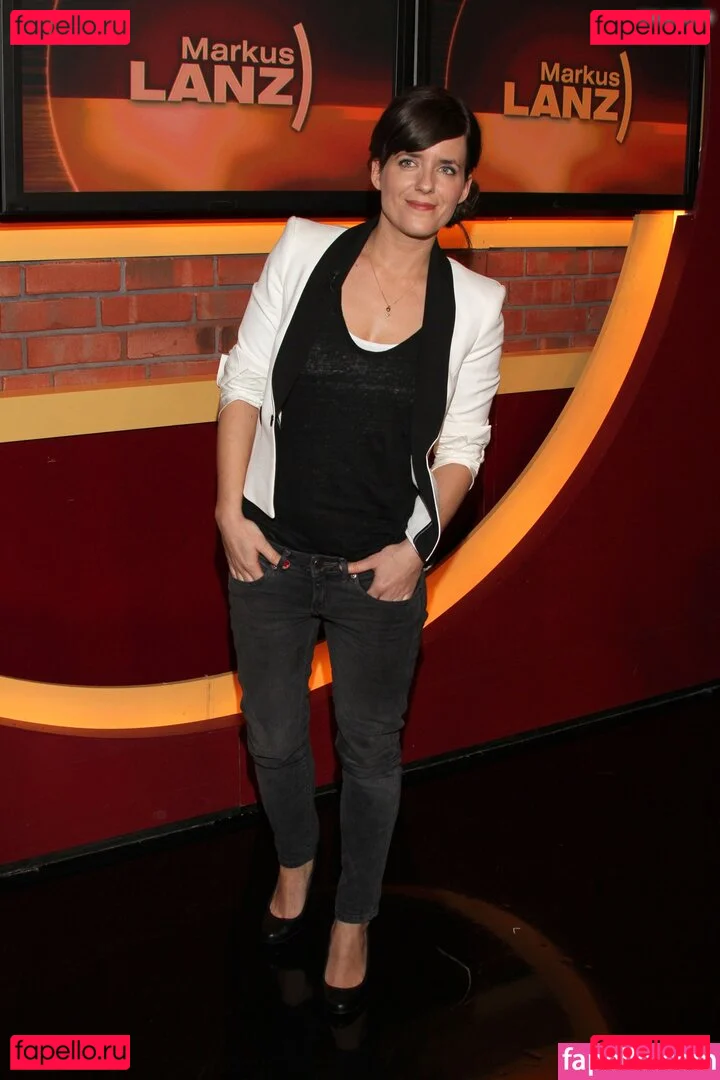 Sarah Kuttner Onlyfans Photo Gallery 