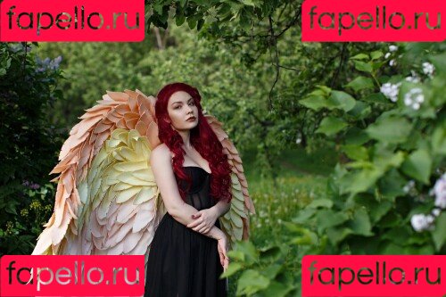 Mi2ray Cosplay Onlyfans Photo Gallery 