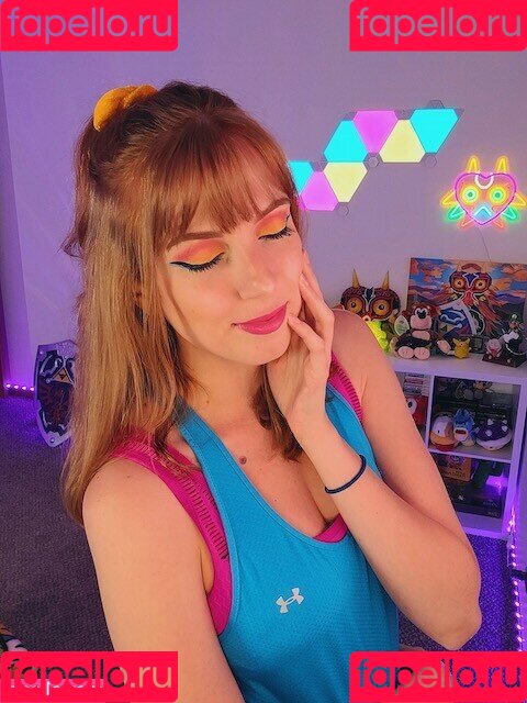 MaryMajora Onlyfans Photo Gallery 