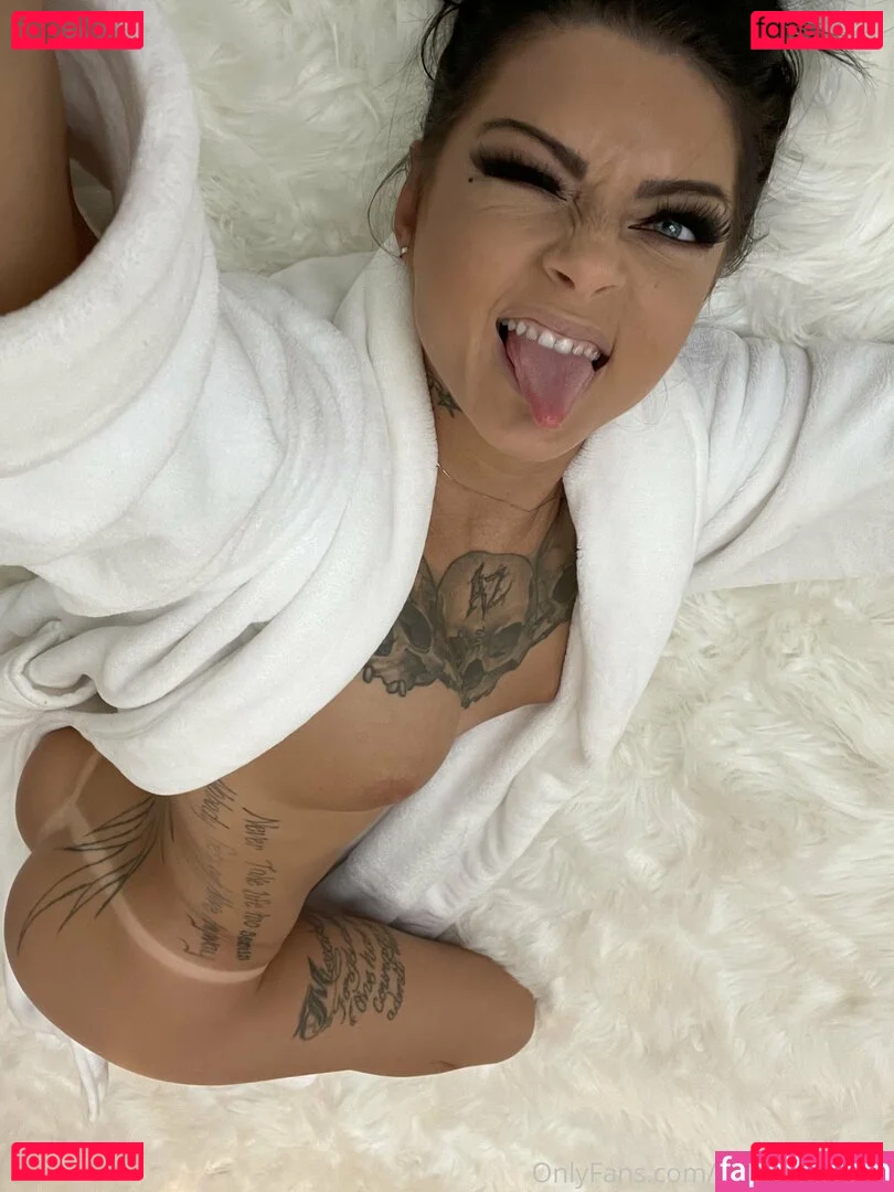 kimberveilsaz Onlyfans Photo Gallery 