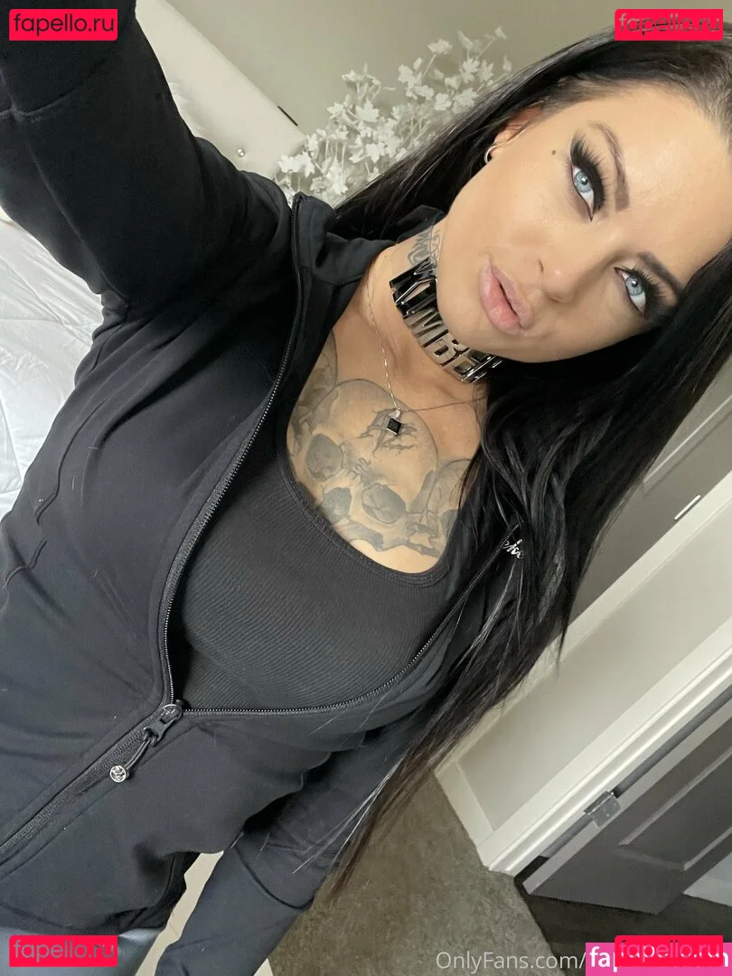 kimberveilsaz Onlyfans Photo Gallery 