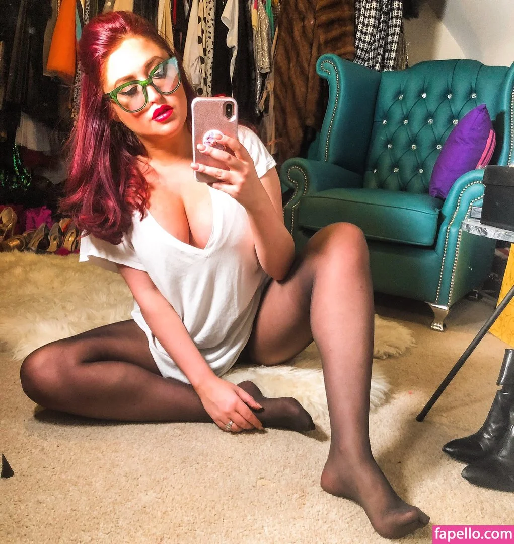 SoCalVal Onlyfans Photo Gallery 