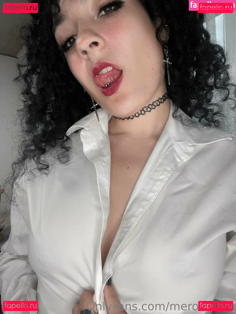 meroswitch Onlyfans Photo Gallery 