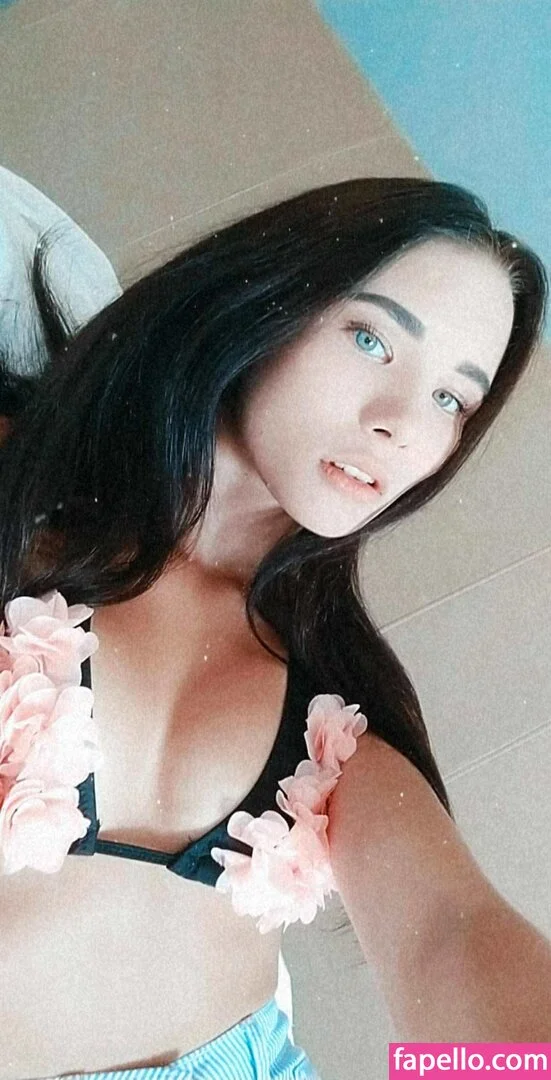 Mashamirt Onlyfans Photo Gallery 