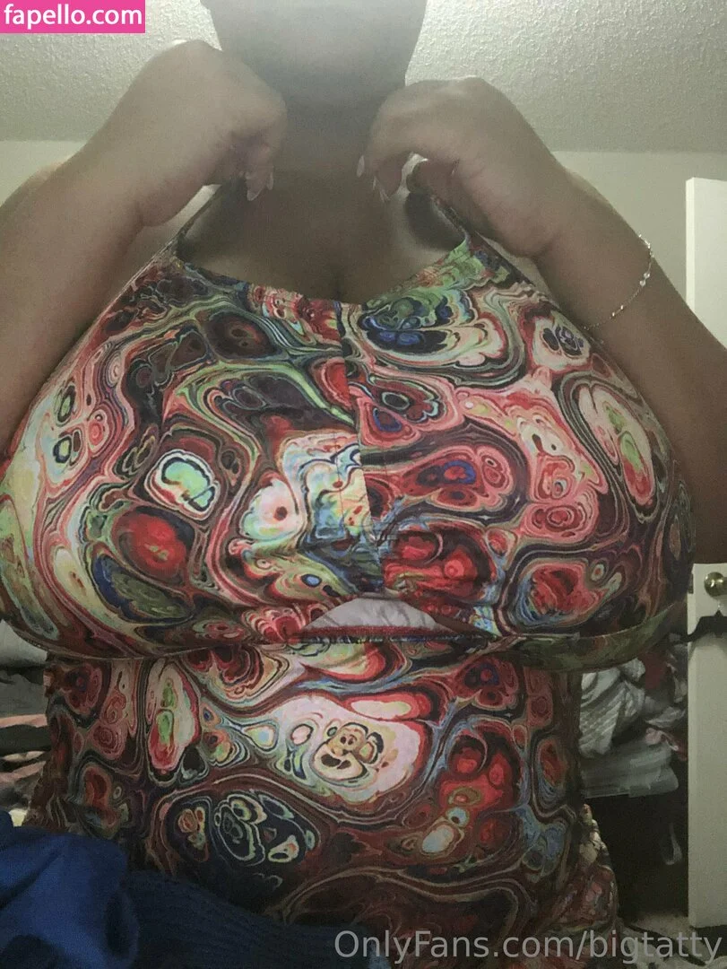 bigtatty Onlyfans Photo Gallery 
