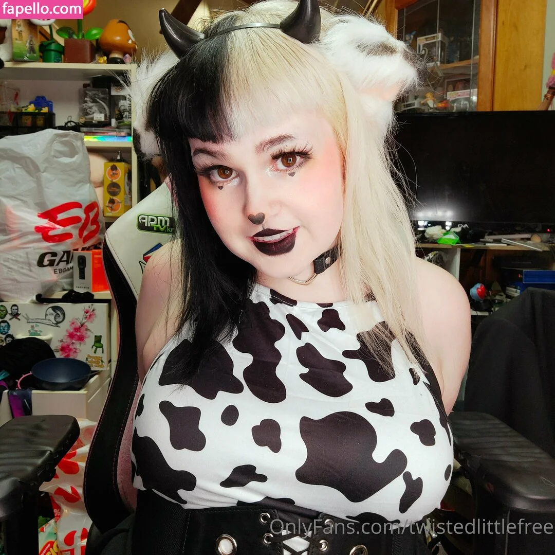 twistedlittlefree Onlyfans Photo Gallery 