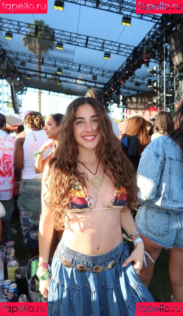 Gianina Onlyfans Photo Gallery 