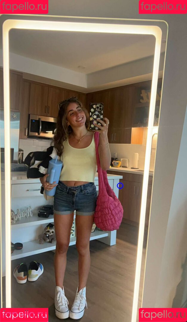 Gianina Onlyfans Photo Gallery 