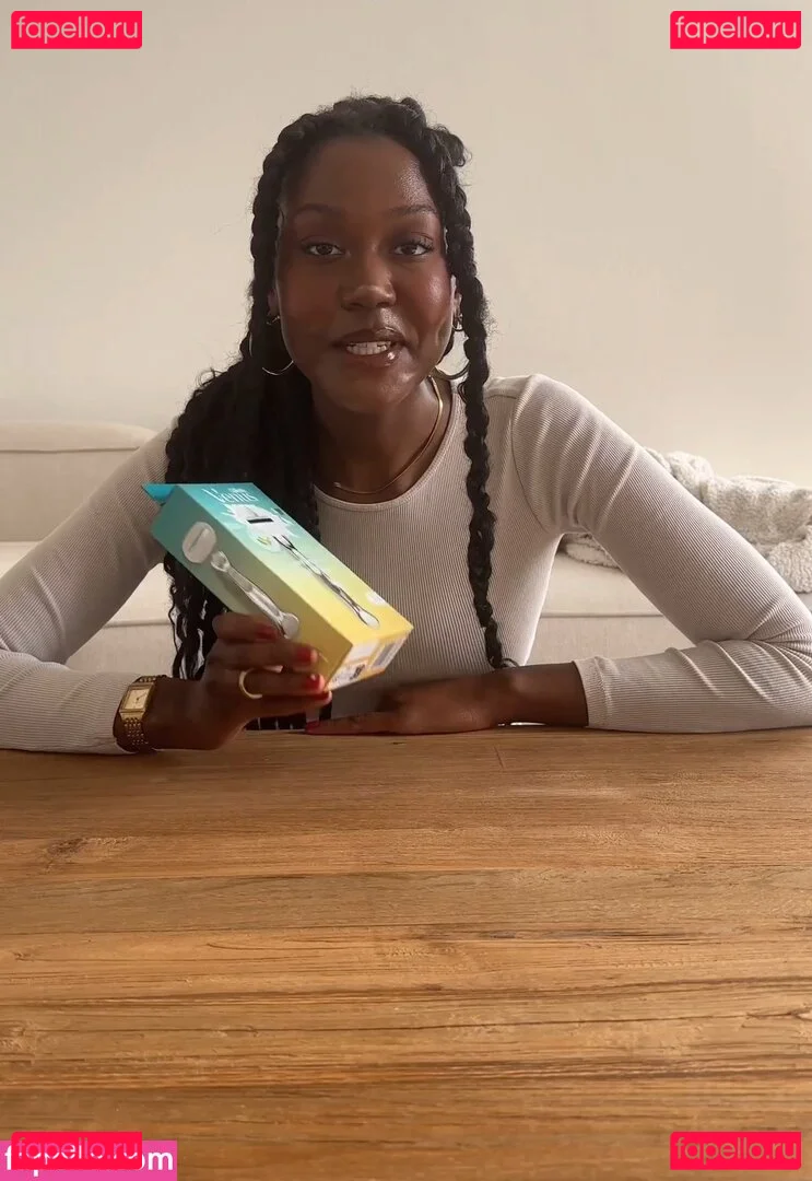 Carefreehamuyela Onlyfans Photo Gallery 