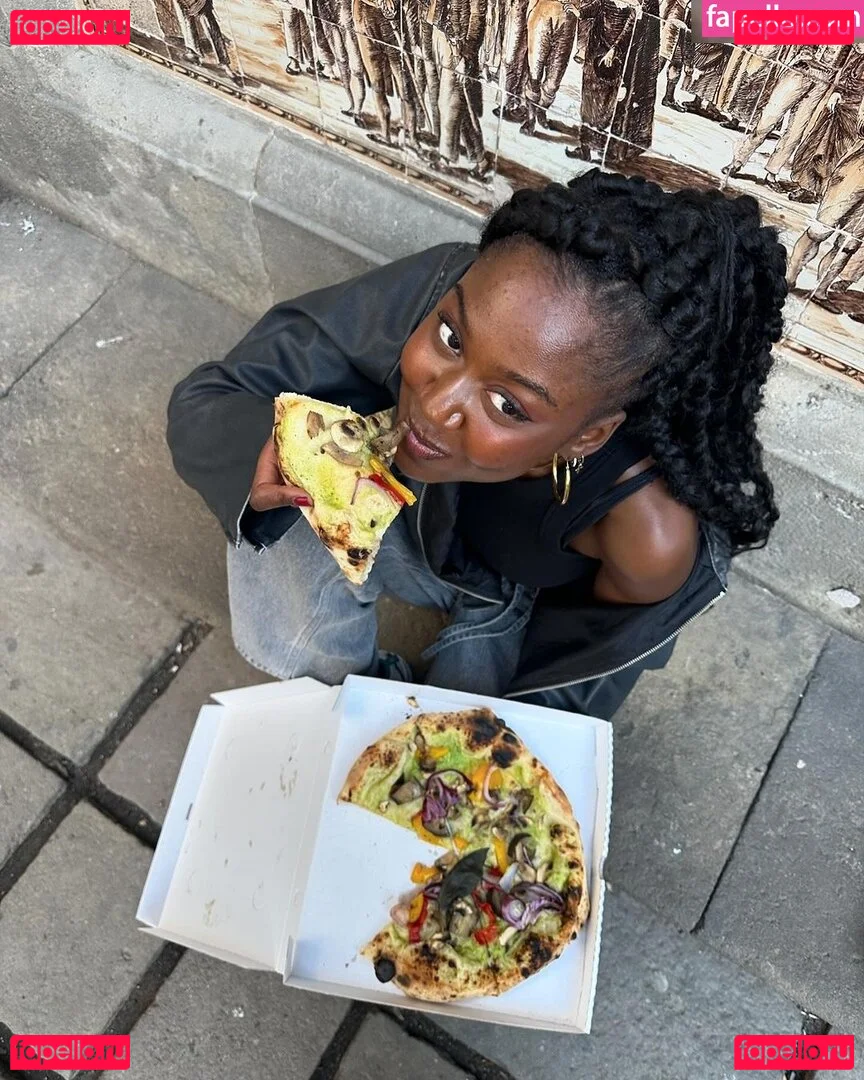 Carefreehamuyela Onlyfans Photo Gallery 