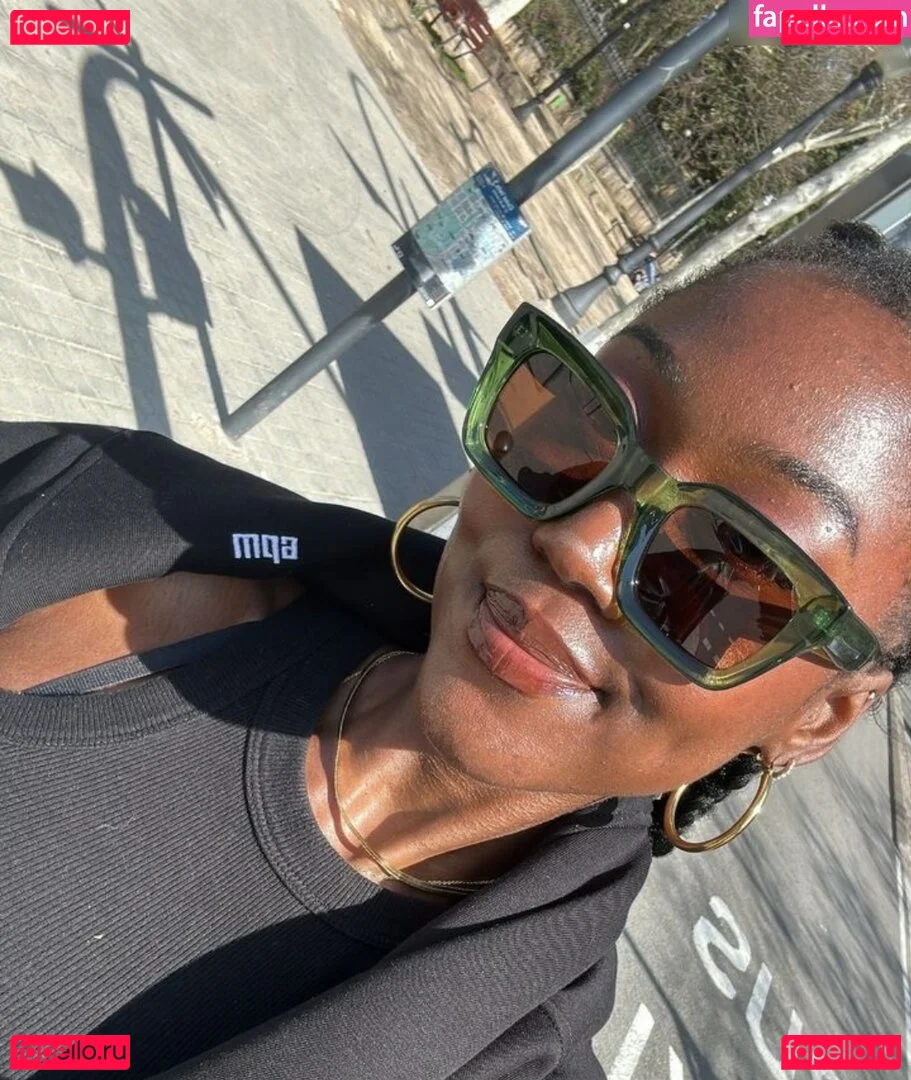 Carefreehamuyela Onlyfans Photo Gallery 