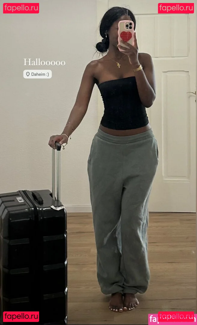 Carefreehamuyela Onlyfans Photo Gallery 