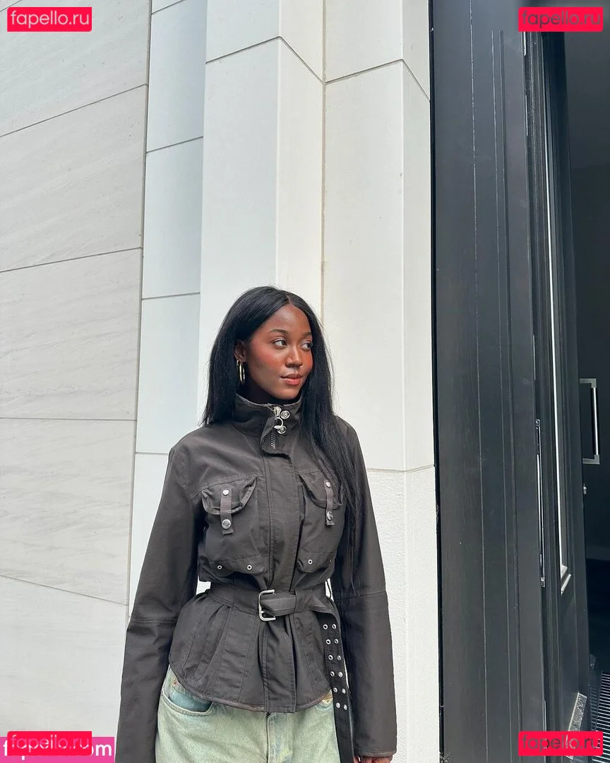 Carefreehamuyela Onlyfans Photo Gallery 