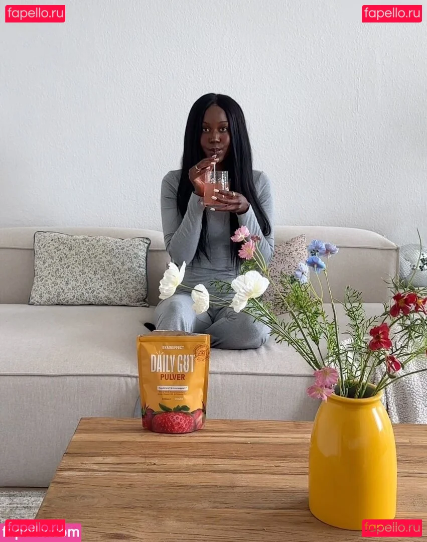 Carefreehamuyela Onlyfans Photo Gallery 