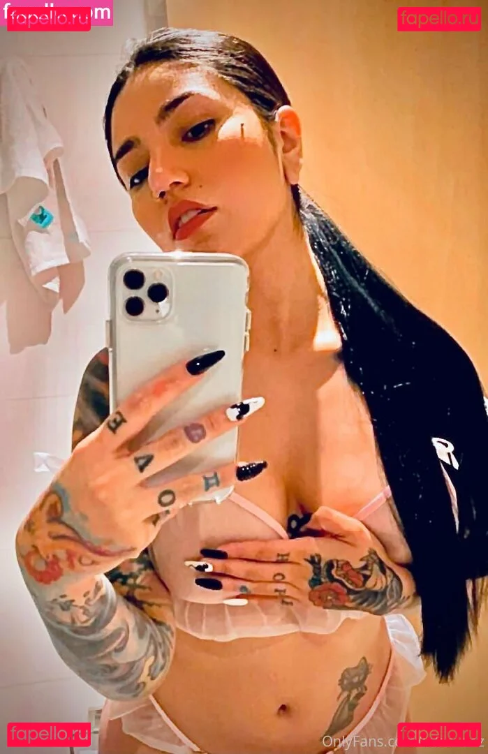 lolisaenz Onlyfans Photo Gallery 