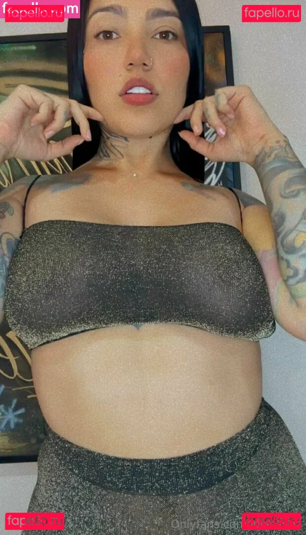 lolisaenz Onlyfans Photo Gallery 