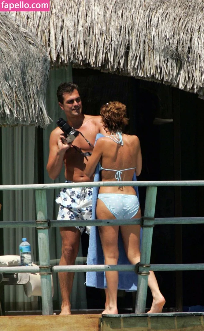 Natasha Kaplinsky Onlyfans Photo Gallery 