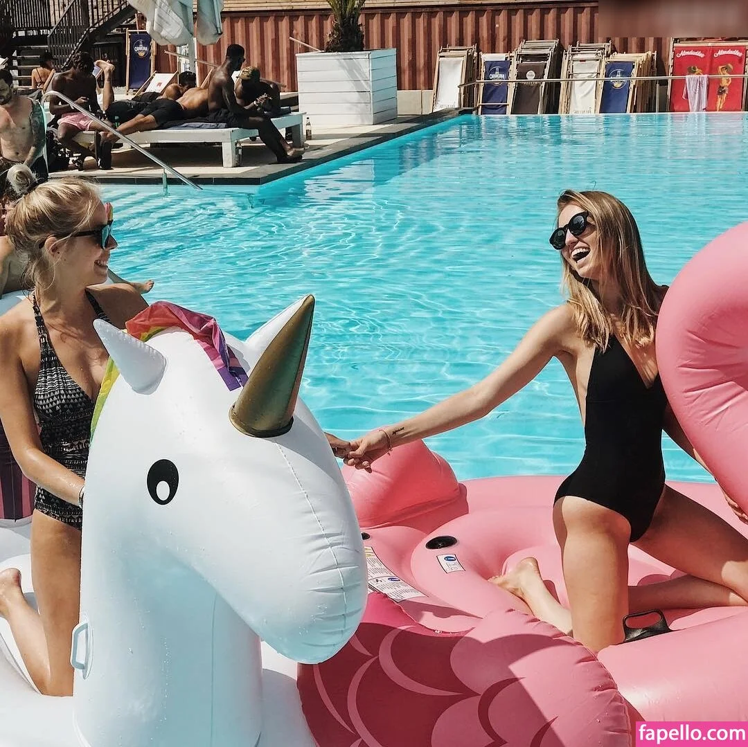 Manuela Apitzsch (maapi90) Onlyfans Photo Gallery 