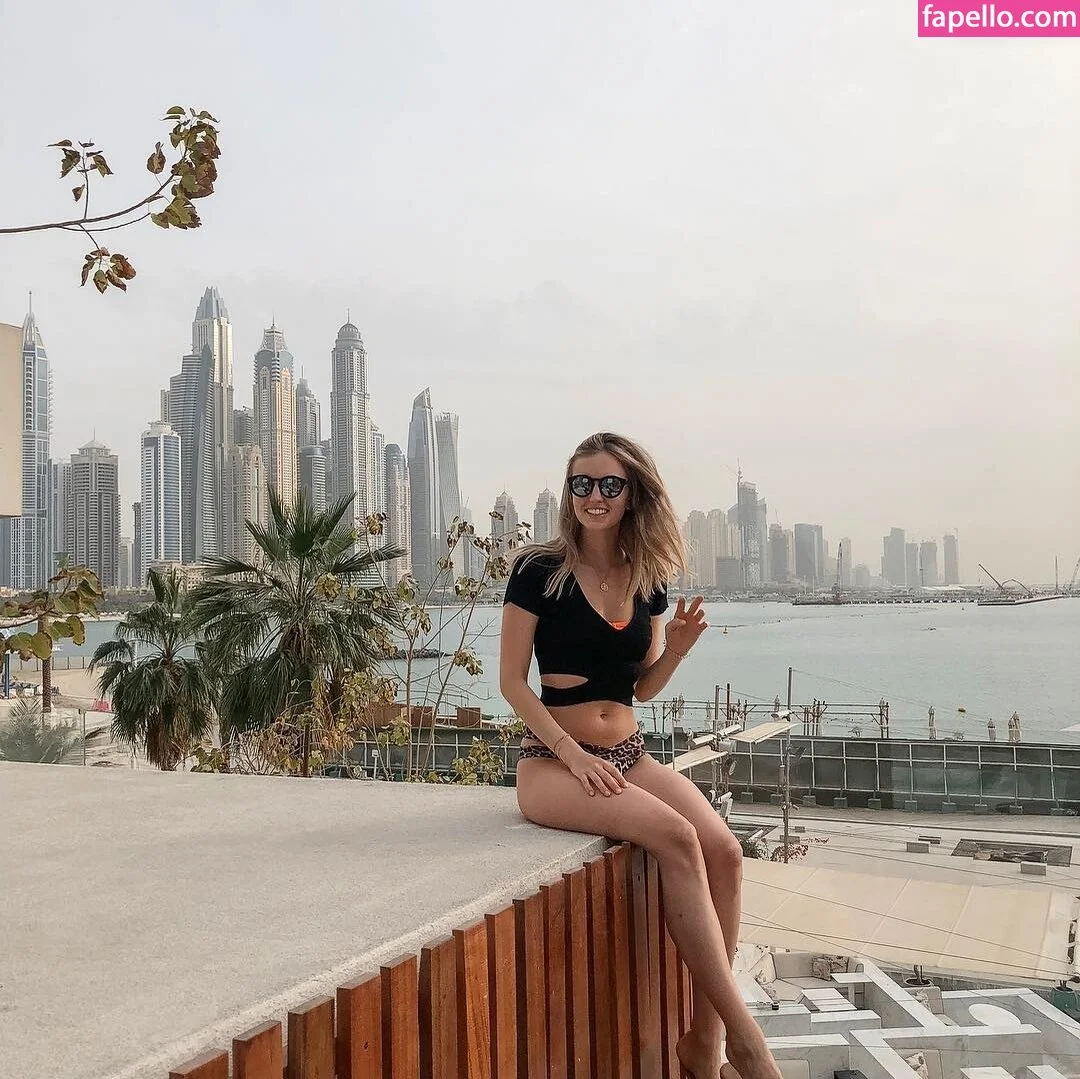 Manuela Apitzsch (maapi90) Onlyfans Photo Gallery 