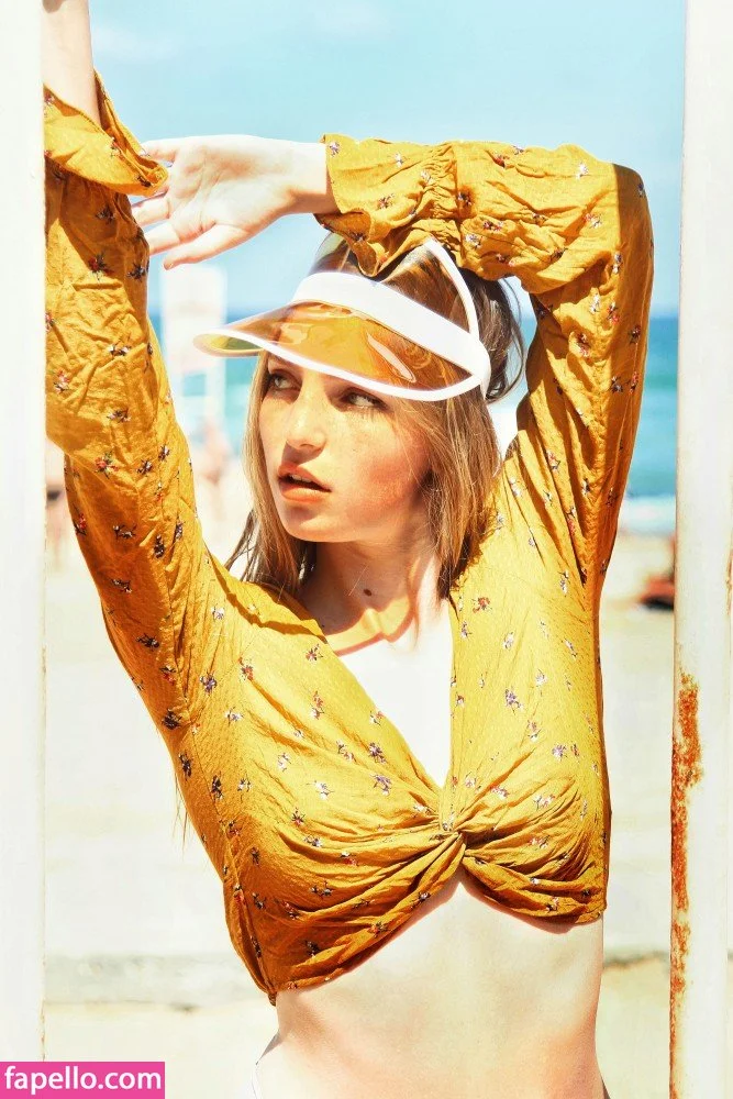 Maya Peled Onlyfans Photo Gallery 