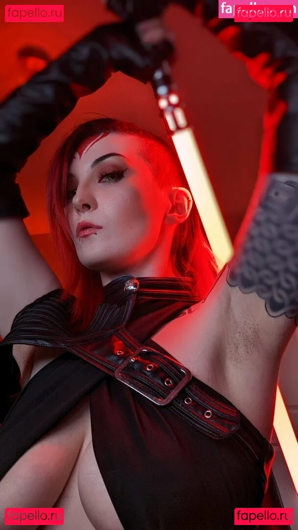 MajestyRedQueen Onlyfans Photo Gallery 