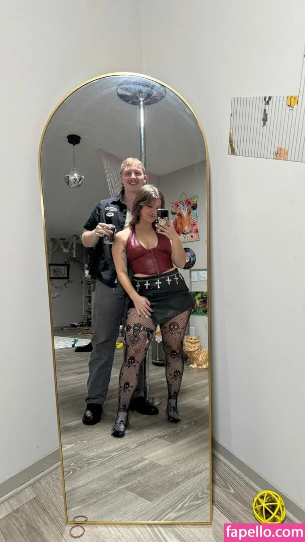 little_pockets210 Onlyfans Photo Gallery 