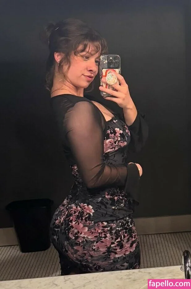 little_pockets210 Onlyfans Photo Gallery 