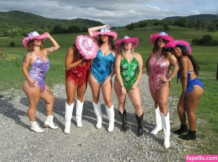 little_pockets210 Onlyfans Photo Gallery 