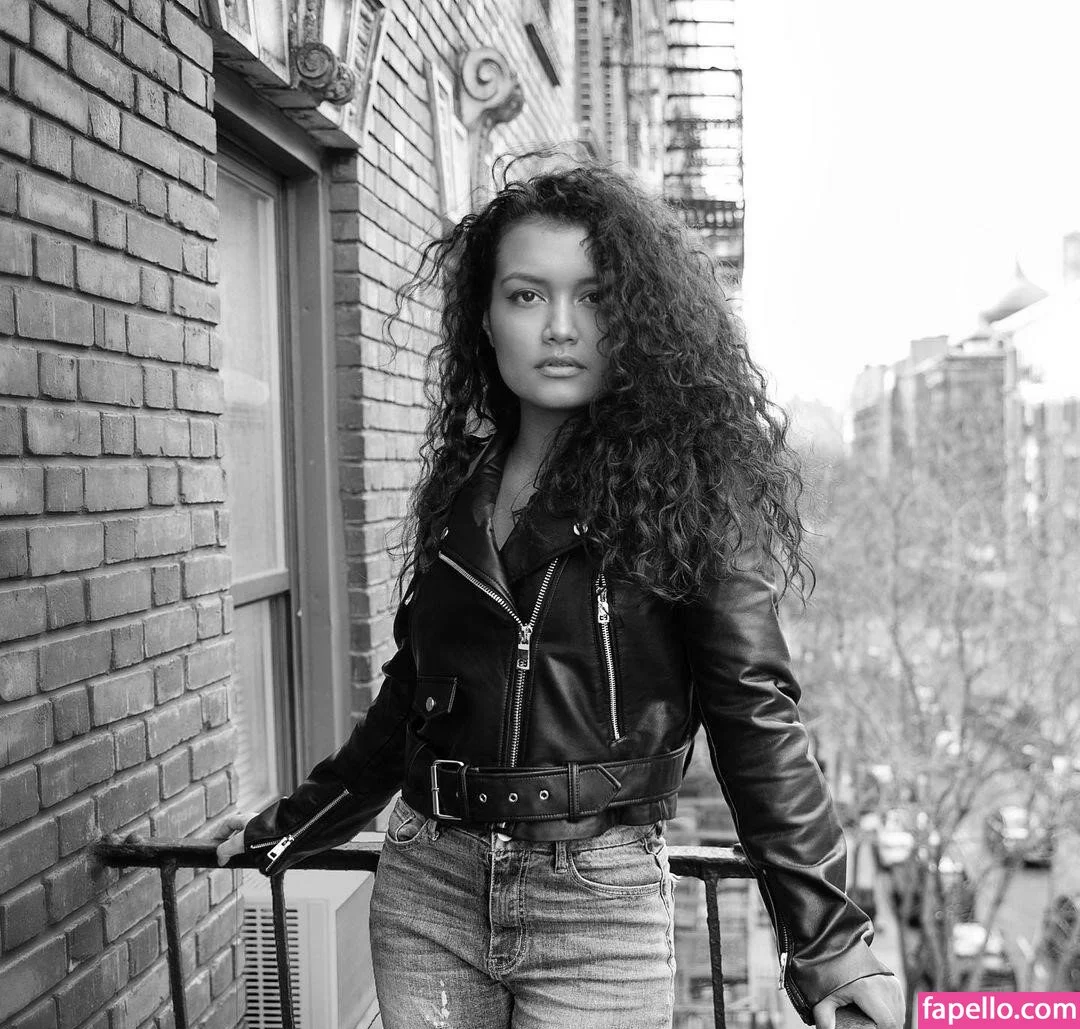 Jamila Velazquez Onlyfans Photo Gallery 