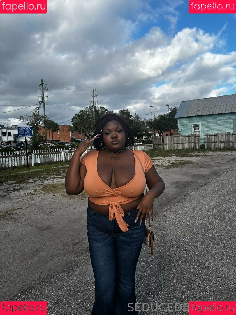 seducedbysasha Onlyfans Photo Gallery 