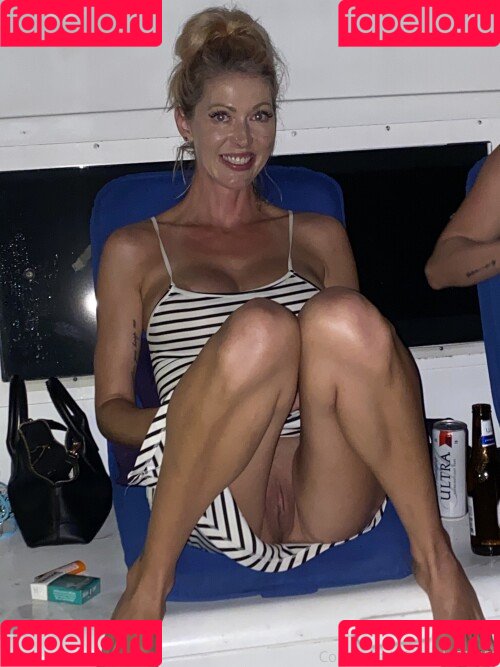 MrsJerryCarlyle Onlyfans Photo Gallery 