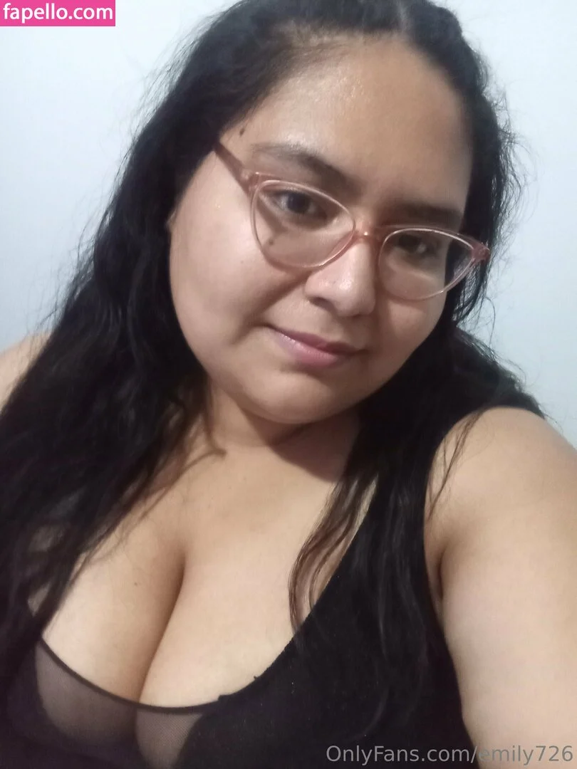 emily726 Onlyfans Photo Gallery 