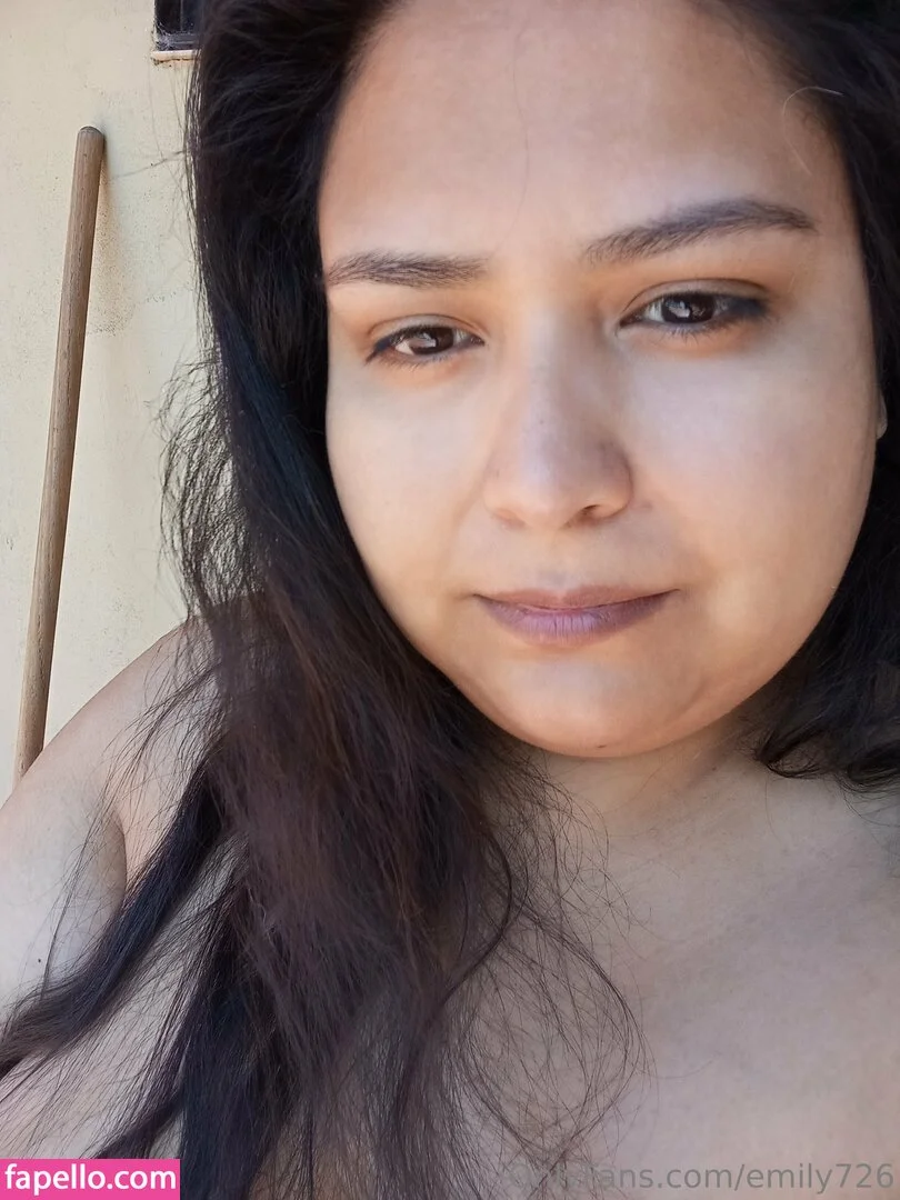 emily726 Onlyfans Photo Gallery 