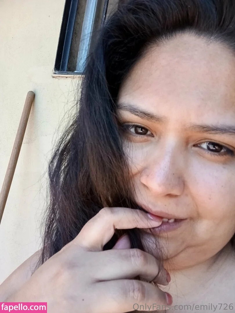 emily726 Onlyfans Photo Gallery 