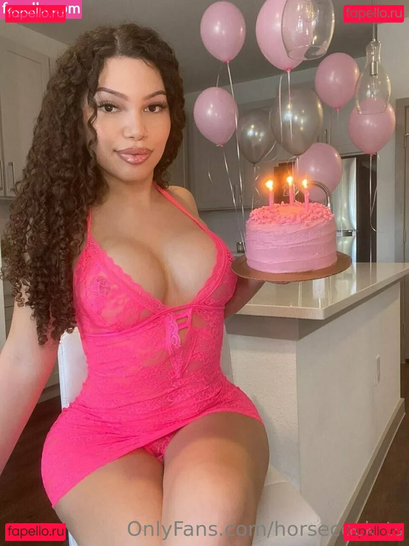 horsecock_ts Onlyfans Photo Gallery 