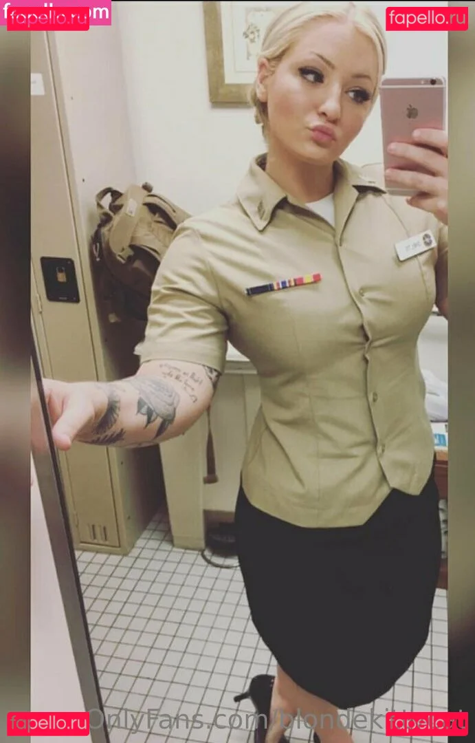 blondekittycat Onlyfans Photo Gallery 