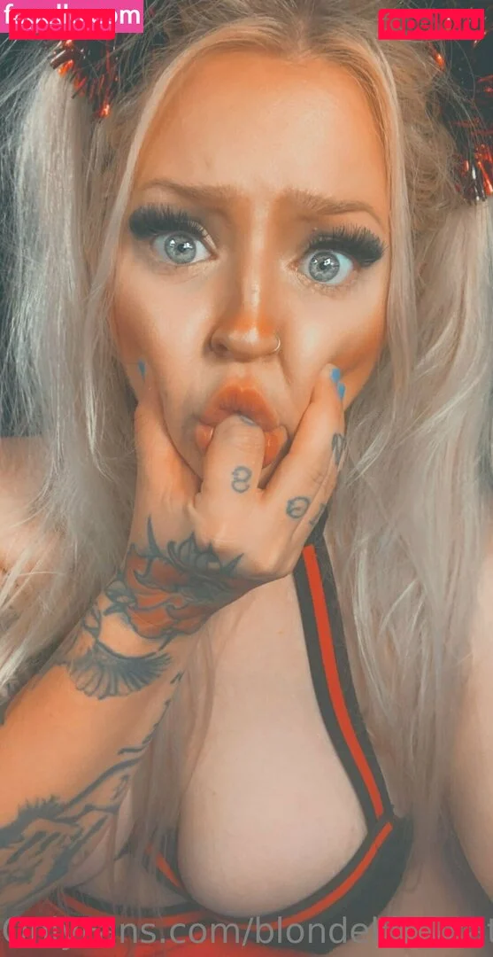 blondekittycat Onlyfans Photo Gallery 