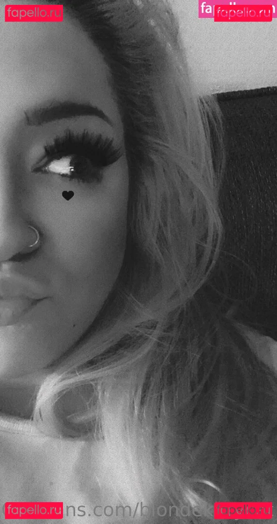 blondekittycat Onlyfans Photo Gallery 