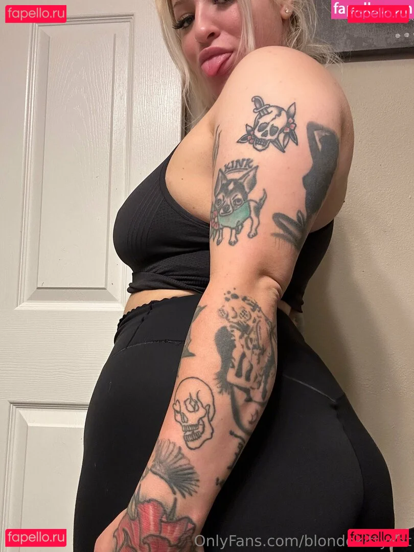 blondekittycat Onlyfans Photo Gallery 