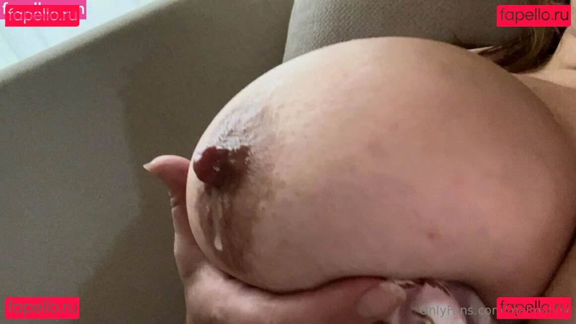 malmalloy Onlyfans Photo Gallery 